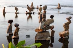 Balanced Rock Sculpture 